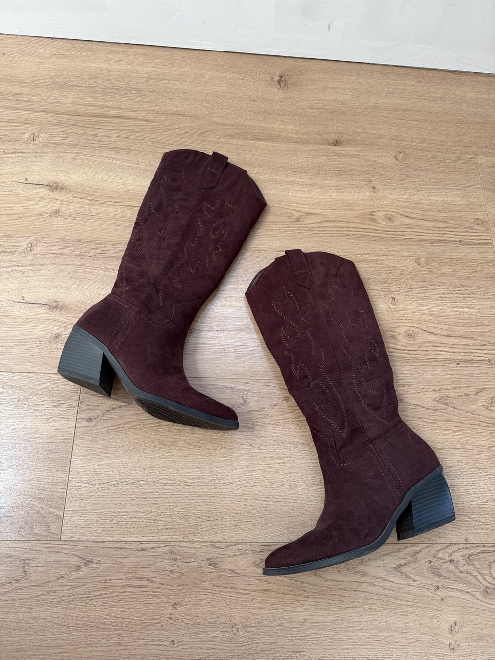 Suede Mid-Calf Heeled wester style Boots